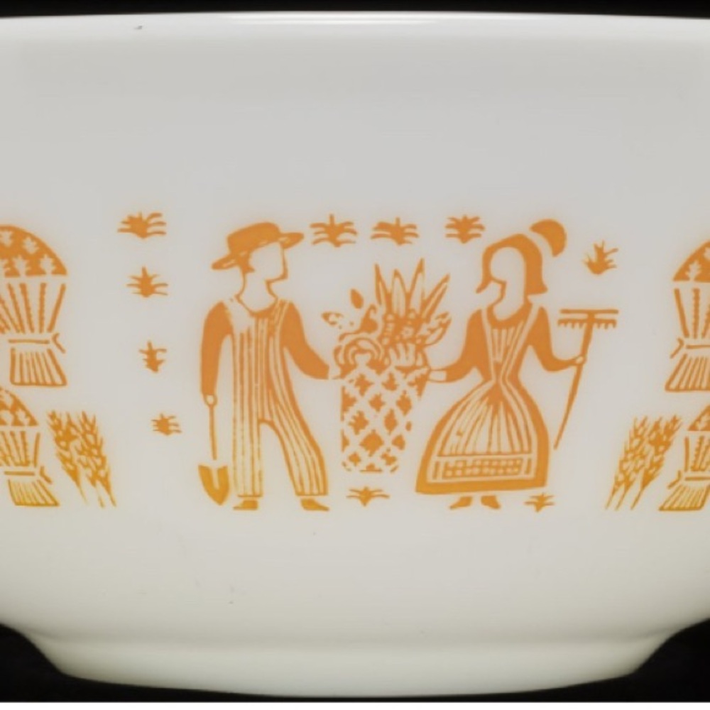 ISO Pyrex Pumpkin Orange Amish Butterprint size 442.